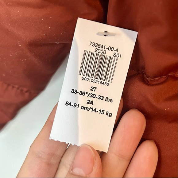 Old Navy 2T Water-Resistant - Picture 4 of 4